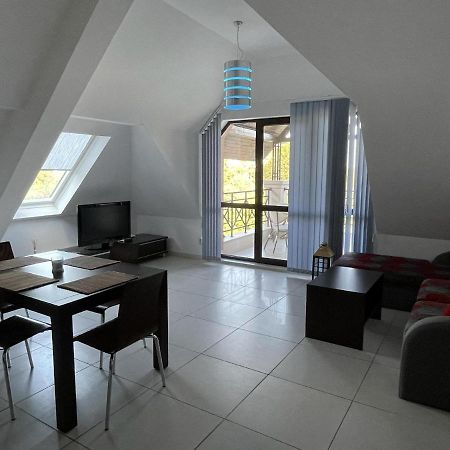 Stunning 2-Bed Apartment In Sea Resort Varna Saints Constantine and Helena Exterior foto
