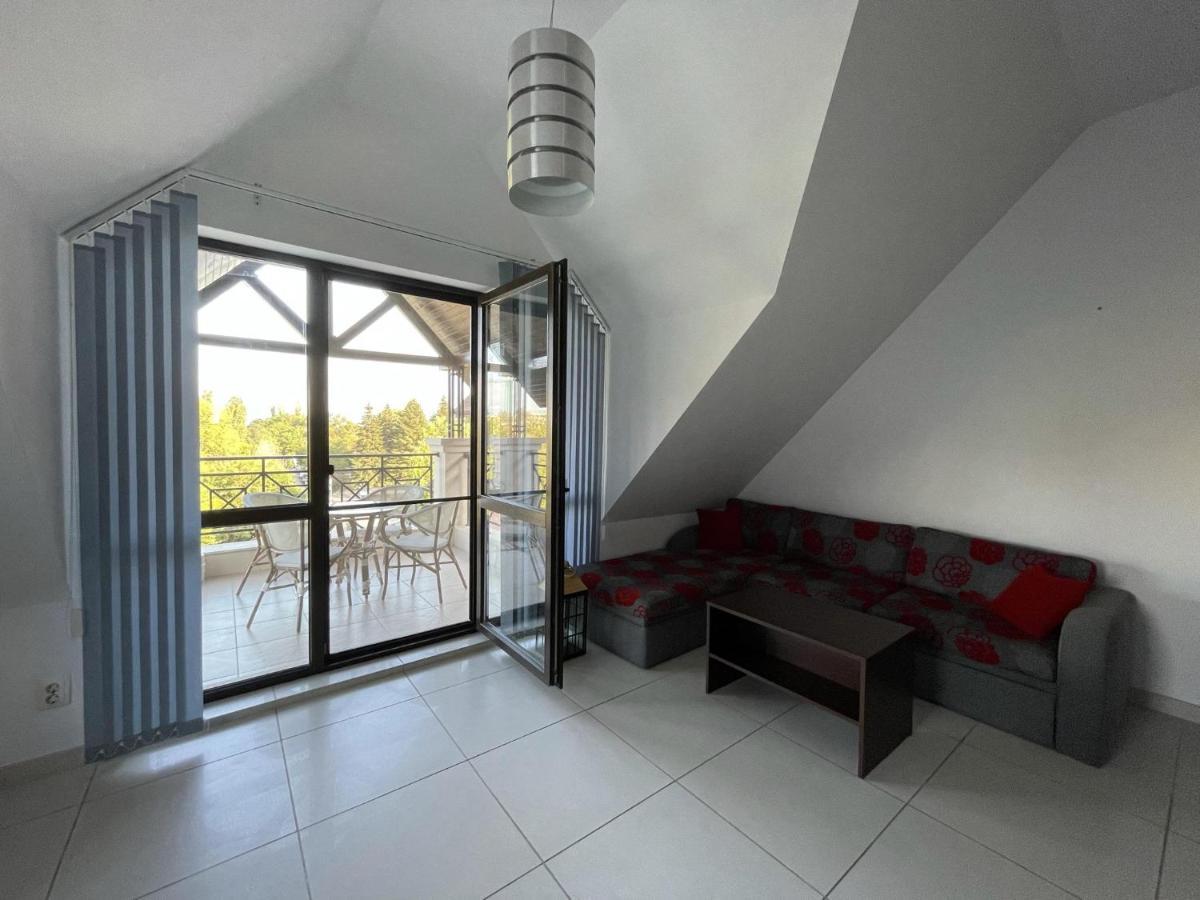 Stunning 2-Bed Apartment In Sea Resort Varna Saints Constantine and Helena Exterior foto